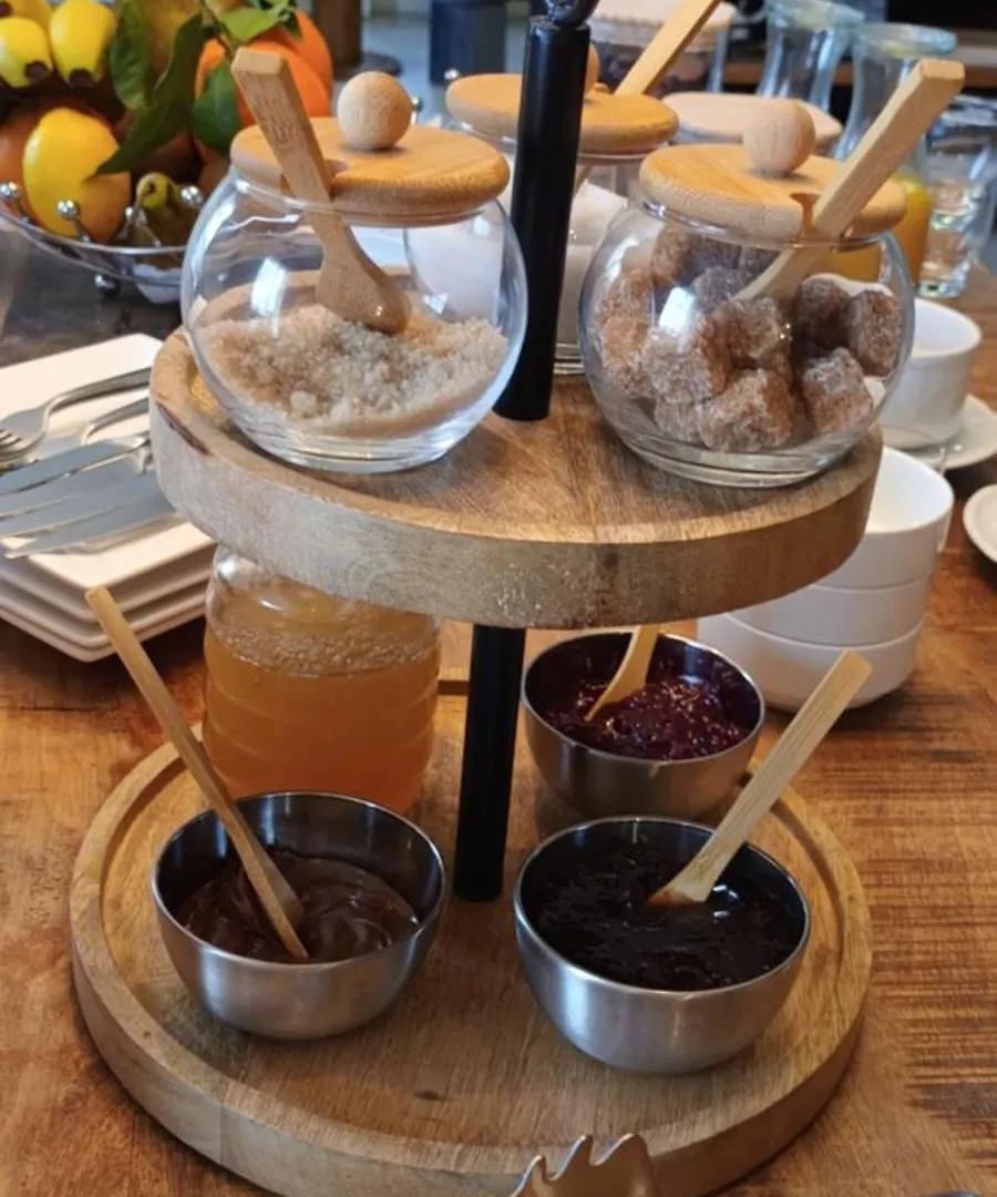 La Maison Des Poulains Sauzon Couette-café